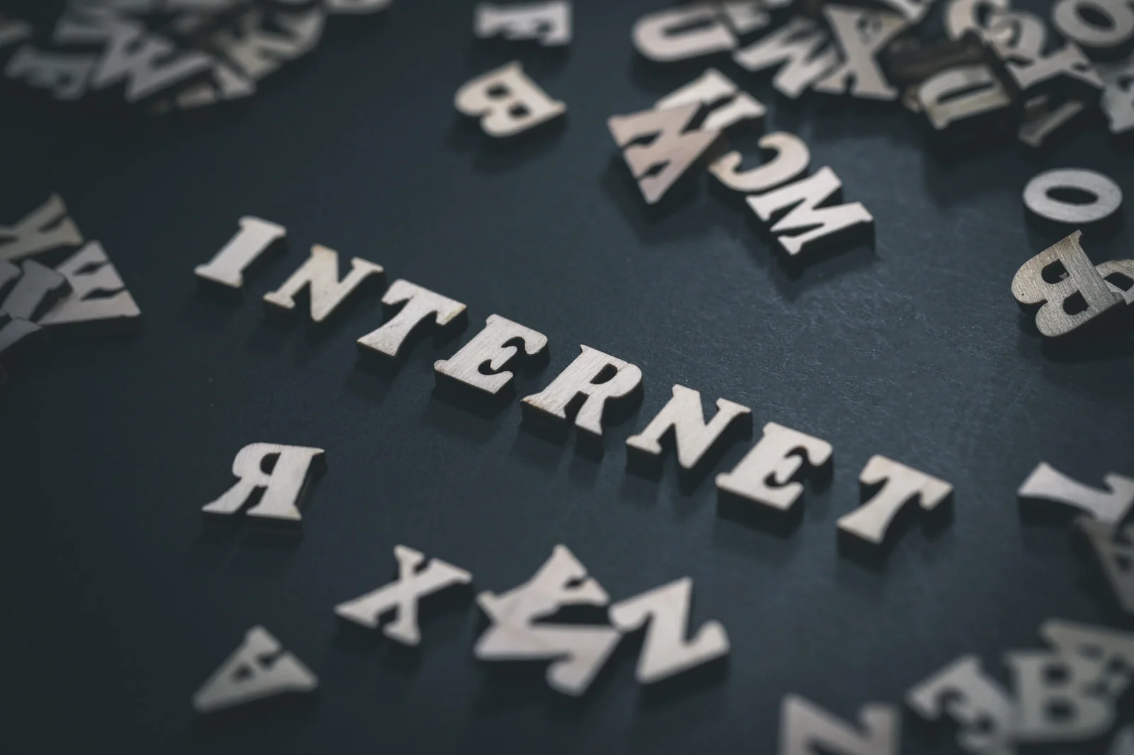 インターネットの文字 